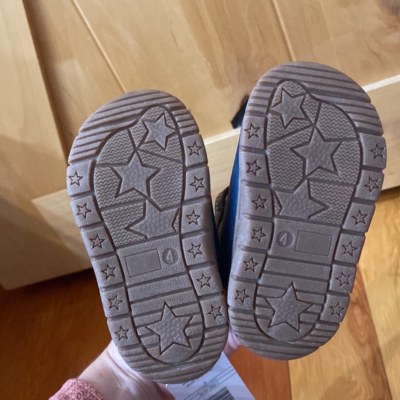 Carters baby boy boots - Picture 4 of 4